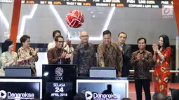 Suasana peluncuran Danareksa ETF Indonesia Top 40 di BEI, Jakarta, Selasa (24/4). Danareksa ETF Indonesia Top 40 tersusun dari 40 saham pilihan yang memiliki kualitas prima dari sisi kapitalisasi dan likuiditas. (Liputan6.com/Angga Yuniar)