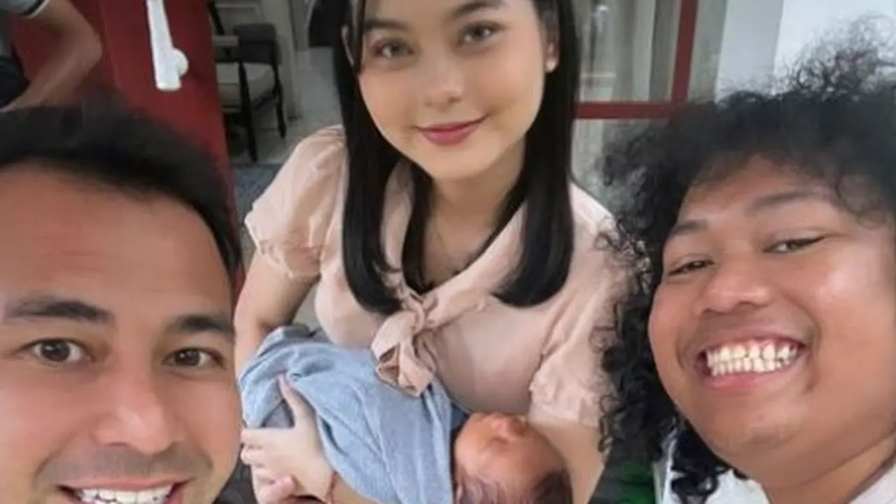 Marshel Widianto dan Cesen dijenguk Raffi Ahmad (Instagram/ceseniy)