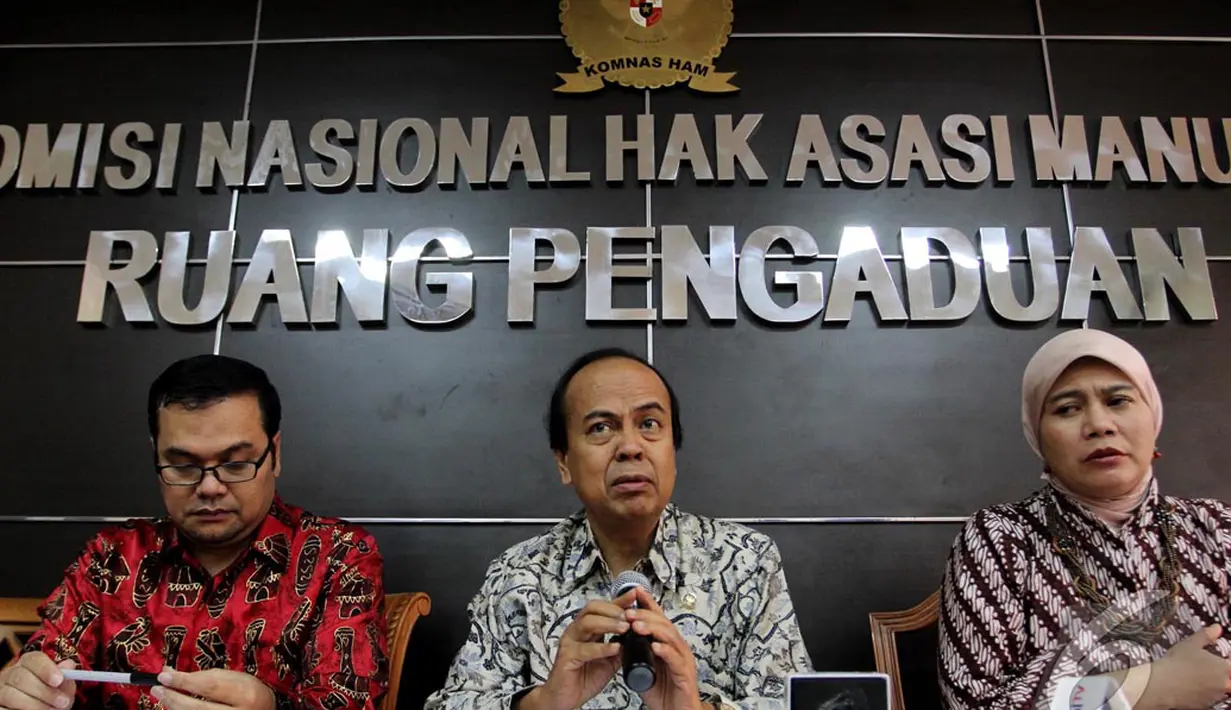 Komnas HAM menggelar konferensi pers di Ruang pengaduan Komnas HAM, Jakarta, Selasa (15/7) (Liputan6.com/Andrian M Tunay)