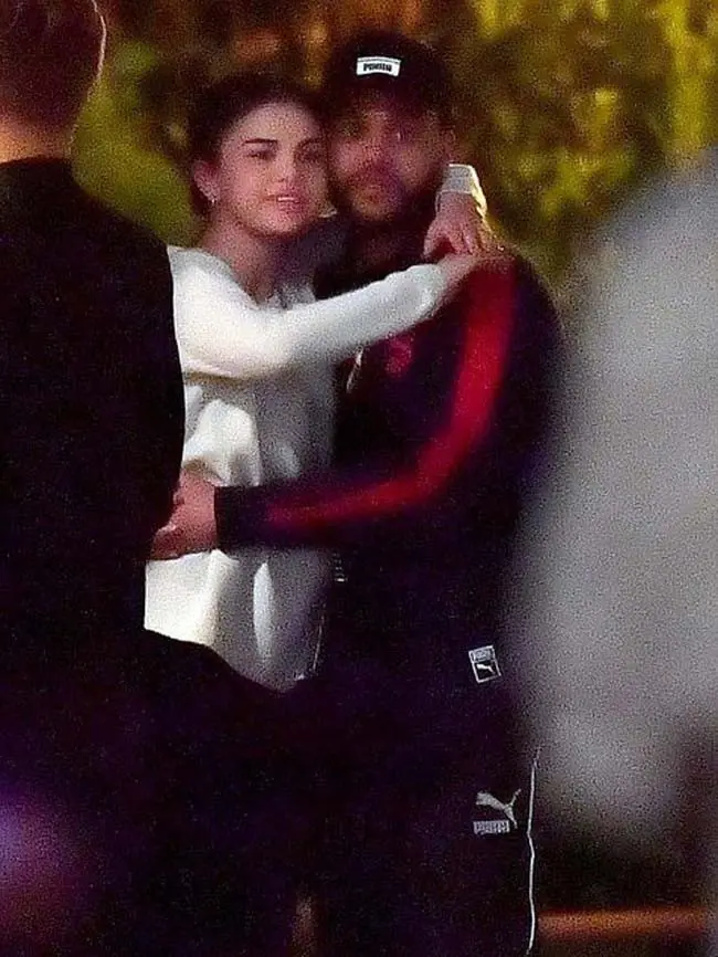 Selena Gomez dan The Weeknd. (doc. Daily Mail)