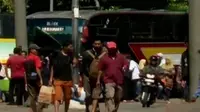 VIDEO: Terminal Kampung Rambutan Diperkirakan Padat Minggu Malam