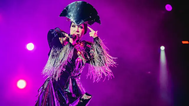 Melly Goeslaw konser di Malaysia (Instagram/melly_goeslaw)