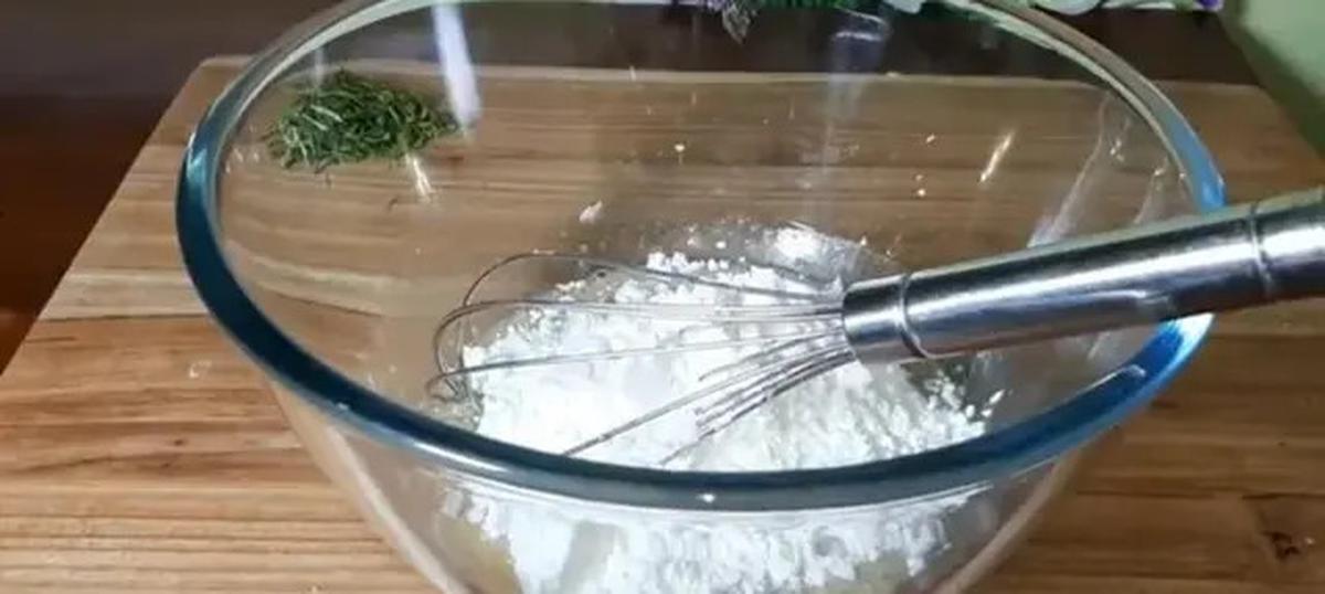 Rahasia Goreng Rempeyek yang Tipis Gurih tapi Minim Serap Minyak