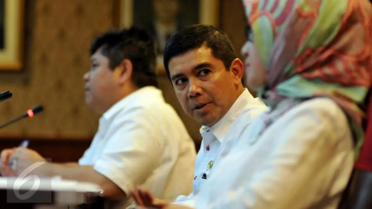 Ancam Menteri Yuddy, Guru Honorer Ditangkap