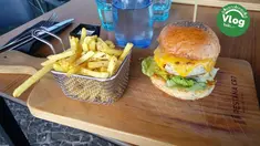 Jurnalis Bola.com, Reza Khomaini berkesempatan mengunjungi restoran milik bintang Real Madrid, Cristiano Ronaldo di Funchal, Kep. Madeira.