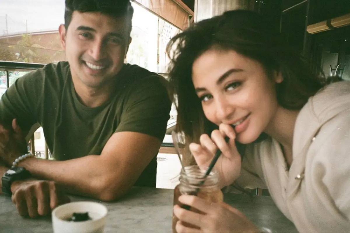 7 Momen Kebersamaan Ali Syakieb dan Margin Winaya, Aksi Pemotretannya Viral