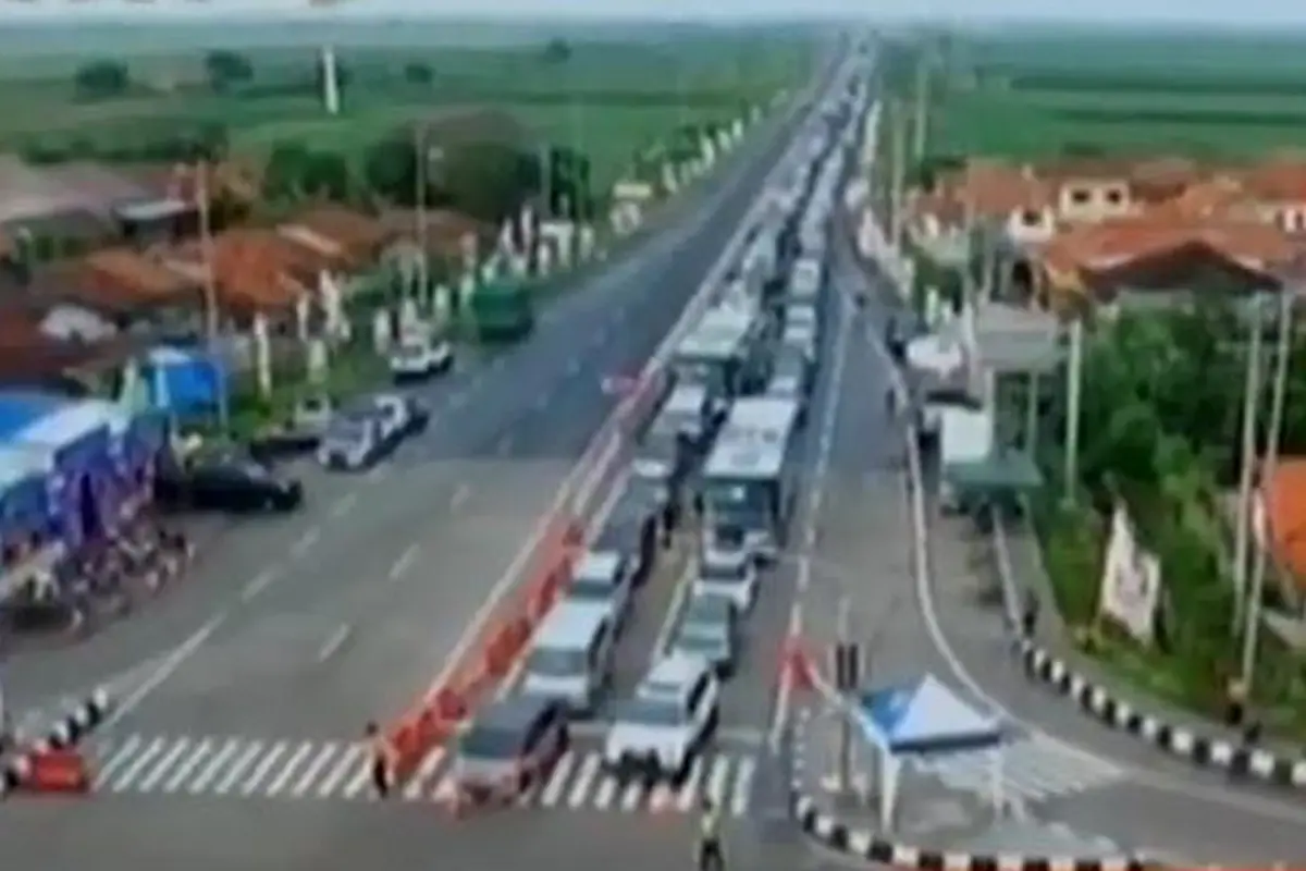 Kemacetan di Brebes Timur