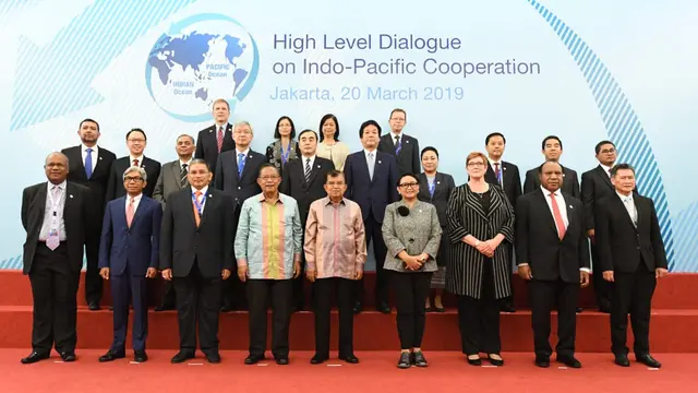 Delegasi 18 negara dalam dialog tingkat tinggi Indo Pasifik di Jakarta, Rabu 20 Maret 2019 (kredit: Kemlu RI)