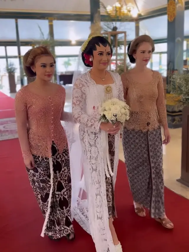 Pernikahan Amanda Gonzales dan Christian Rontini