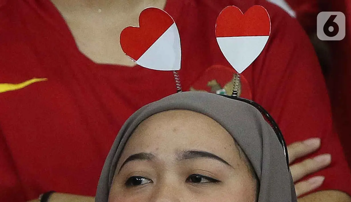 Hal itu menjadi bentuk perayaan kemenangan Timnas Indonesia atas Filipina. (Liputan6.com/Herman Zakharia)