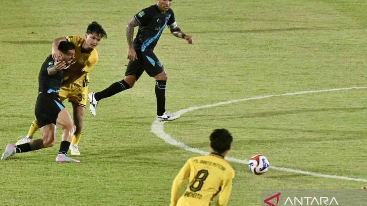 Gol Tunggal Jonathan Bustos dan Drama Kartu Merah Warnai Kemenangan Persela Kalahkan Barito Putera 1-0