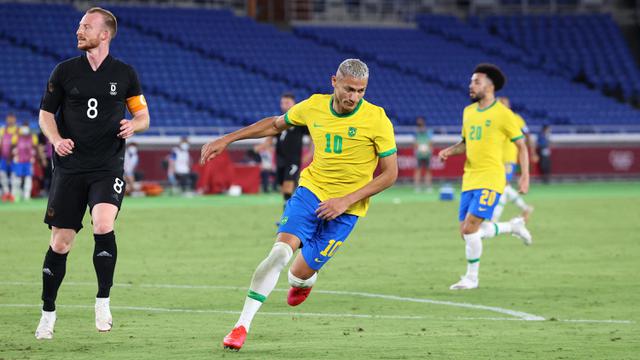 Foto: Richarlison Hattrick, Brasil Bungkam Jerman 4-2 di Laga Pembuka Penyisihan Grup D Cabang Sepak Bola Olimpiade Tokyo 2020
