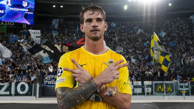 Foto: Gol Sundulan Ajaib Kiper Ivan Provedel, Selamatkan Lazio dari Kekalahan di Menit Injury Time Liga Champions