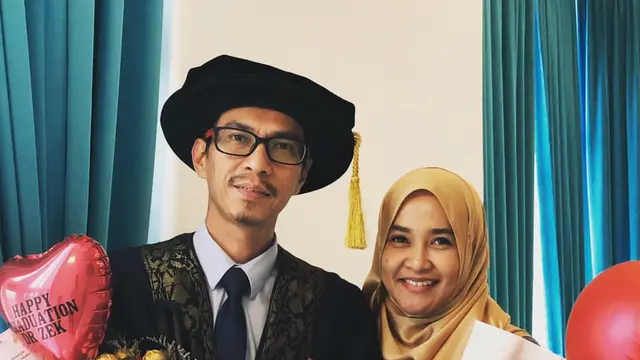 Ahmad Zakimi dan Istri