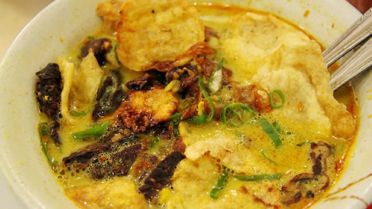 Lezatnya Soto Betawi H.Husen