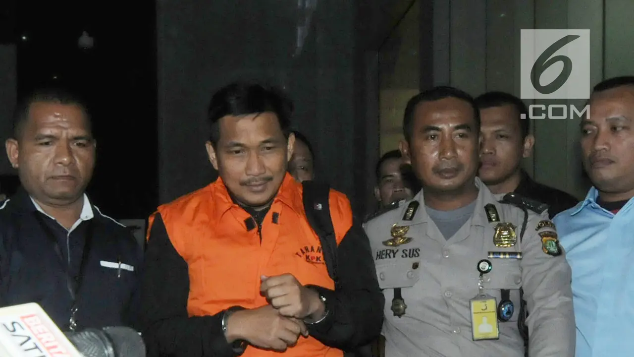 Anggota DPR  Bowo Sidik Pangarso Resmi Ditahan KPK