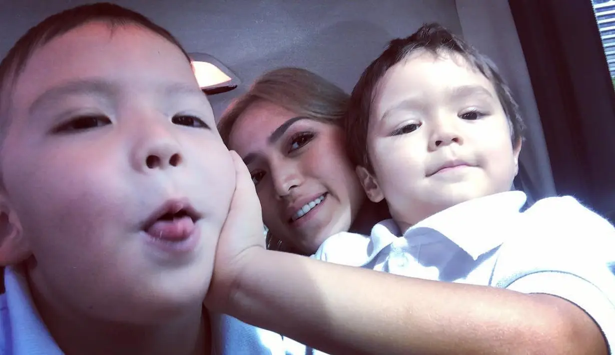 (Instagram/inijedar)