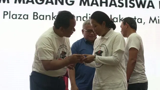 Menteri BUMN Rini Soemarno meresmikan Program Magang Mahasiswa Bersertifikat (Dok Foto: Kementerian BUMN)