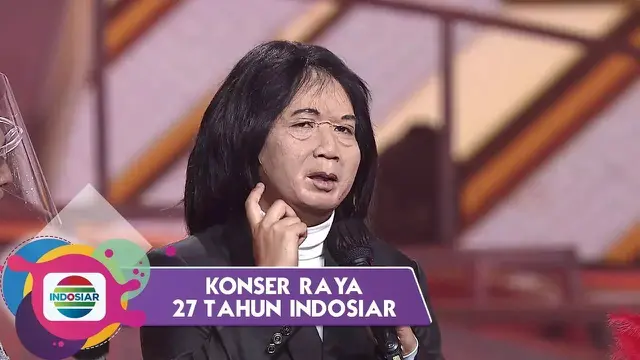 Soimah Makeover Jadi Chrisye di Konser Raya HUT Indosiar ke-27 (Foto: Vidio)