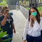 Sebelumnya, Windy Idol dan selebgram Riris Riska Diana diduga mengetahui penggunaan uang suap oleh Hasbi Hasan. Riris Riska diketahui merupakan istri dari Komisaris Wika Beton Dadan Tri Yudianto, tersangka dalam perkara ini. (Liputan6.com/Faizal Fanani)