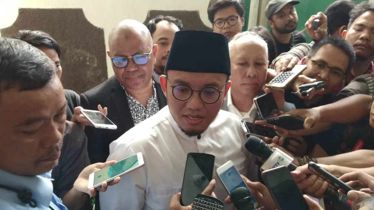 Dahnil Azhar Simanjuntak memberikan kesaksian di sidang kasus penyebaran hoaks dengan terdakwa Ratna Sarumpaet. (Liputan6.com/ Ady Anugrahadi)