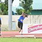 Nawra Janitra Waraputri dari SMPN 115 Jakarta merebut podium juara nomor tolak peluru putri pada Energen Champion SAC Indonesia 2022 - Jakarta & Banten Qualifiers di Stadion Atletik Rawamangun, Jumat (18/11/2022). (Ist)