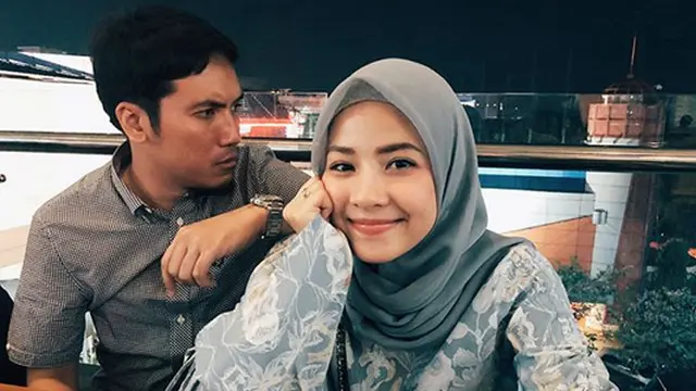 [Bintang] Natasha Rizky dan Desta