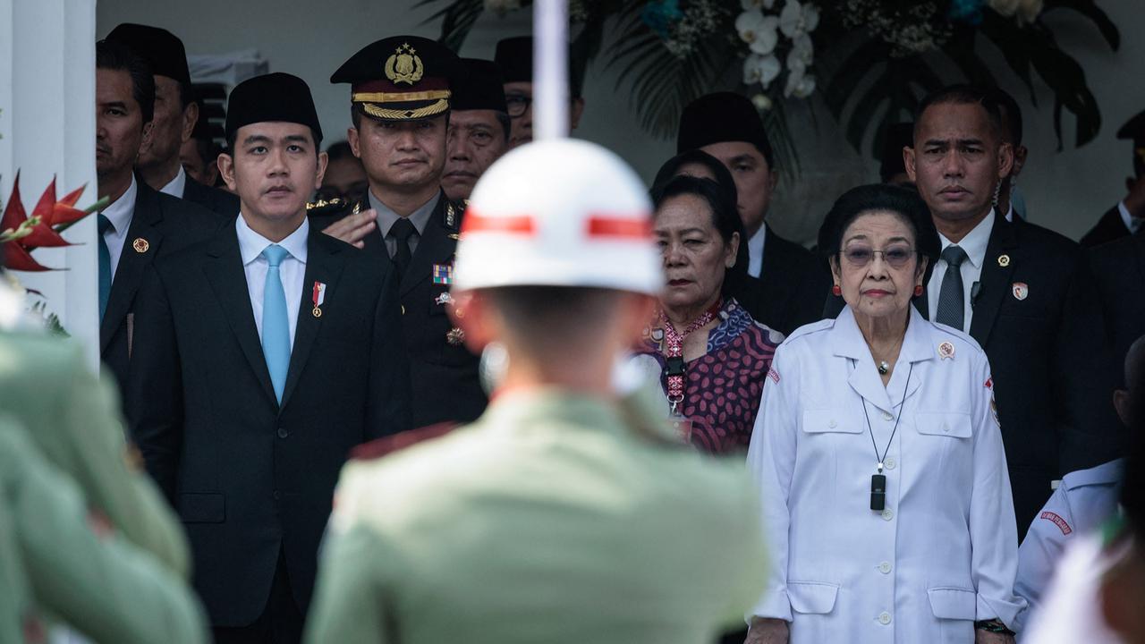 FOTO: Momen Pertemuan Prabowo, Gribran dan Megawati di Gedung Pancasila