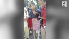Seorang gadis hilang selama 15 tahun. Saat ditemukan ternyata sang gadis disembunyikan seorang dukun di sebuah celah batu.
