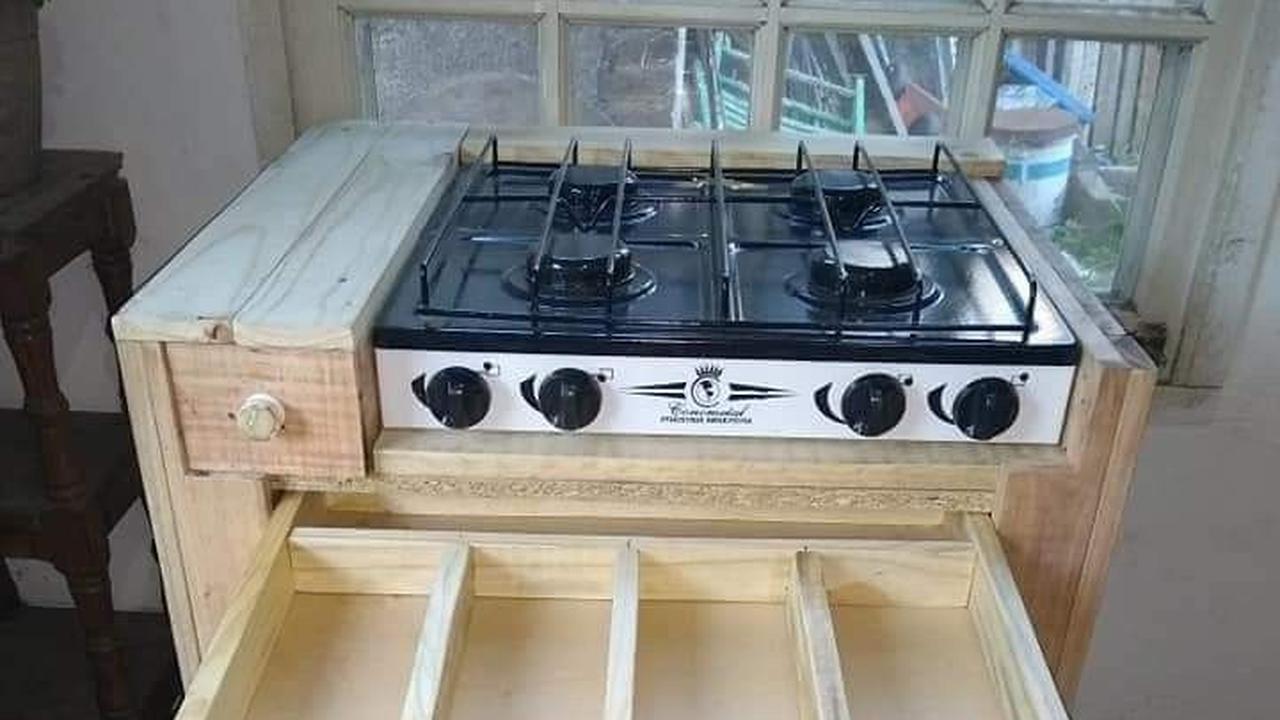 Desain Meja Kompor Minimalis