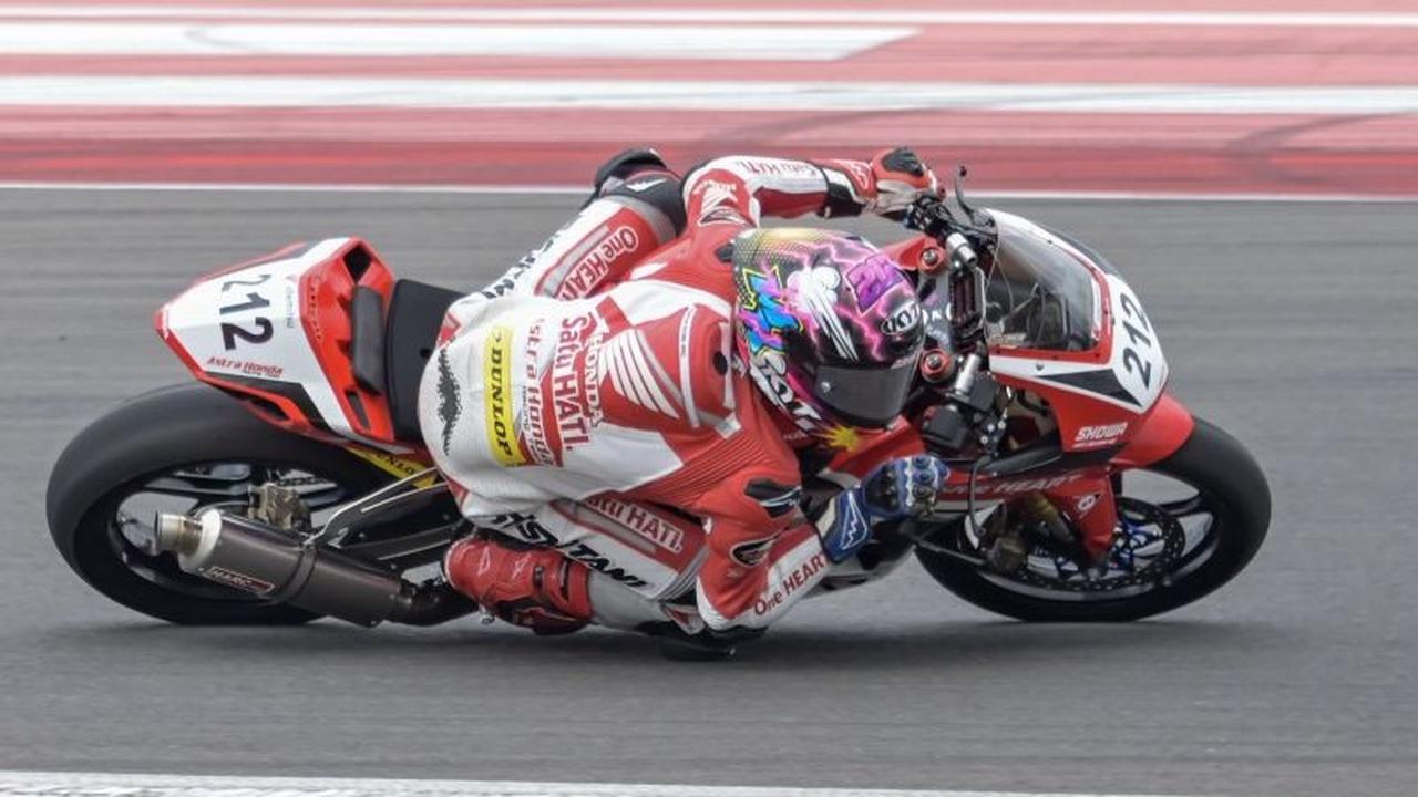 Kiandra Ramadhipa Ungkap Rahasia Manuver Penentu Kemenangan Red Bull Rookie Cup Spanyol