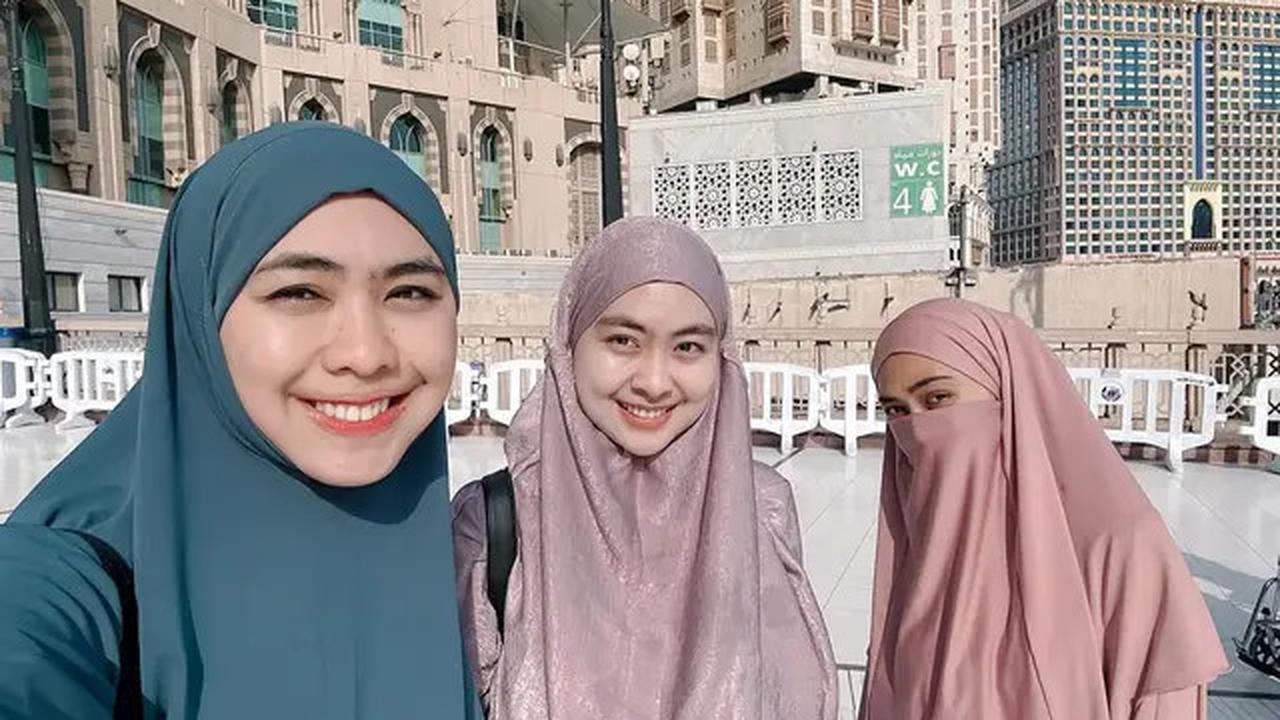 Pesan Terbuka Oki Setiana Dewi untuk Yang Gagal Naik Haji Tahun Ini: Allah Sudah Catat Niat Muliamu
