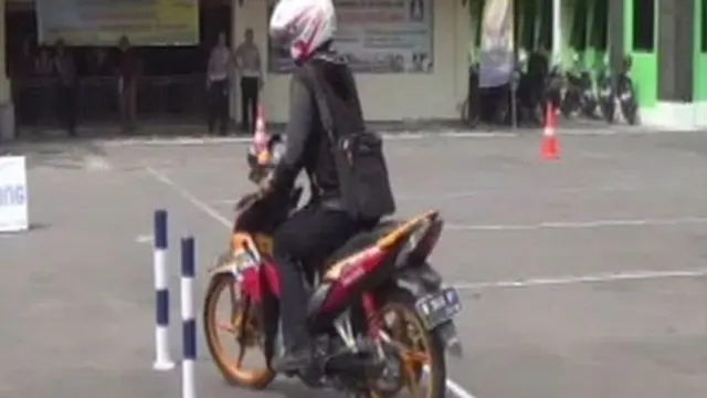 Ratusan Siswa Tegal Antusias Ikut `Safety Riding`
