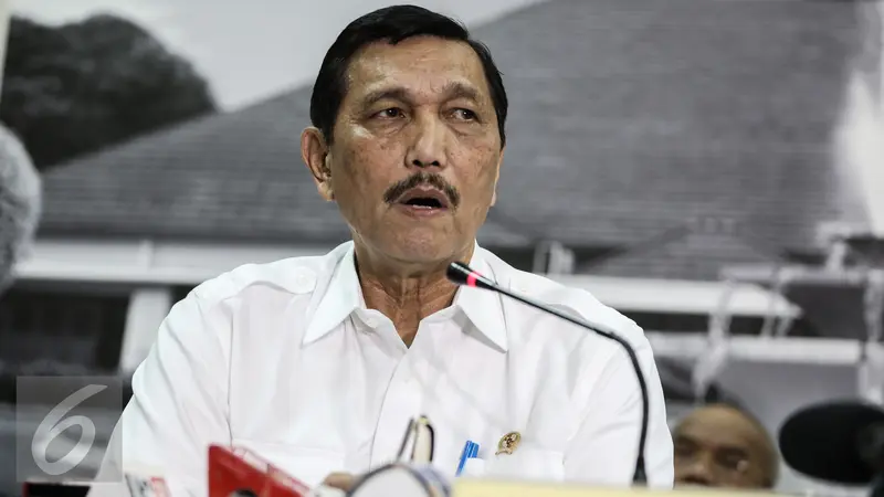 20160322- Luhut Tidak akan Blokir Aplikasi Transportasi Online-Jakarta- Faizal Fanani