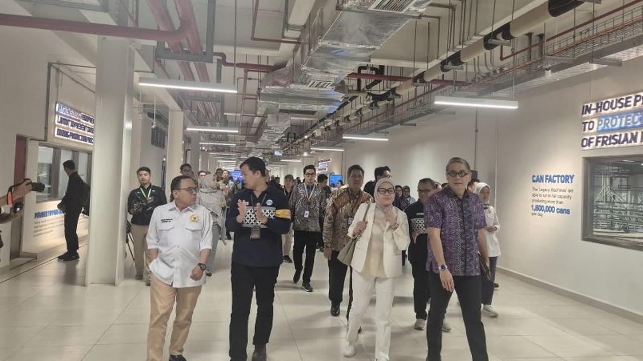 Komisi VII DPR Soroti Kesenjangan Produksi Susu Nasional untuk Program MBG