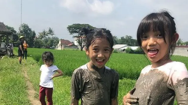 Anak Artika Sari Devi