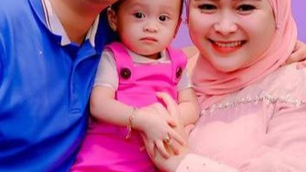 Tantenya Tampil Menghibur, Berikut ini Potret Perayaan Ultah Baby Sumehra Keponakan Ayu Ting Ting di Hotel