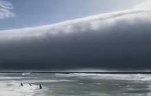 VIDEO Viral Awan Gulung Langka Terlihat di Pantai Portugal, Membentang Sejauh Hampir 150 Kilometer