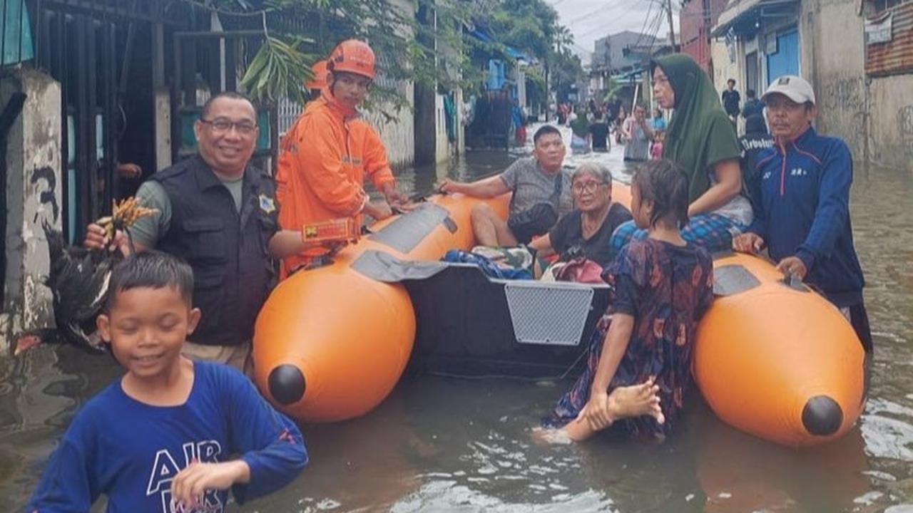Banjir Jakarta Barat: 43 RT Terendam, SDA Kerahkan Ratusan Pompa