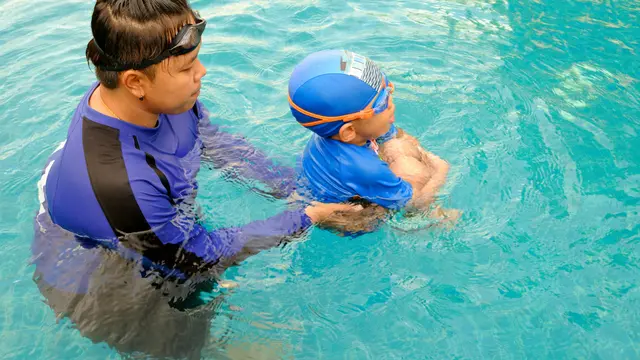Anak Berenang.