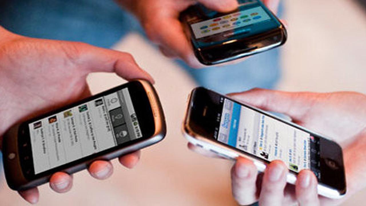 Prediksi kemunculan smartphone