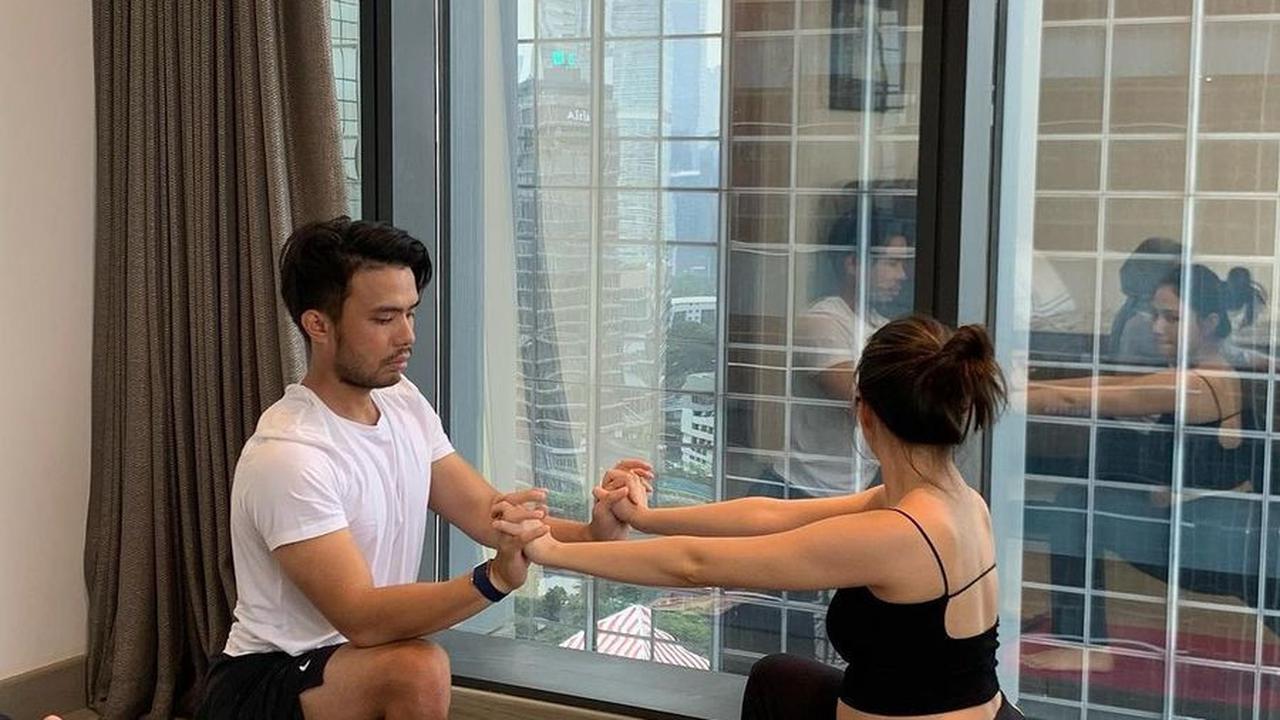 Sesi Yoga