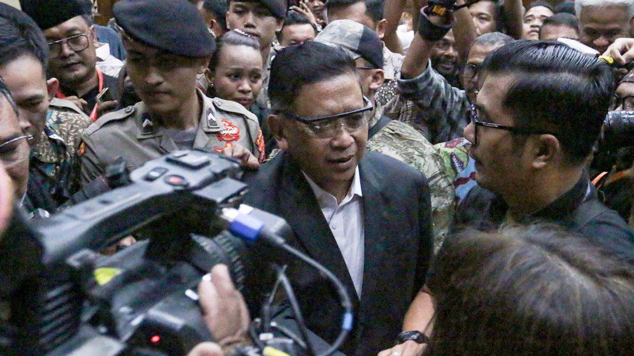 VIDEO: Suasana Jelang Vonis Hasto, Ratusan Kader PDIP Kumpul di Solo Gelar Doa Lintas Agama