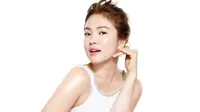 Idol Cowok Ini Disebut Mirip Song Hye Kyo, Bagaimana Menurutmu?