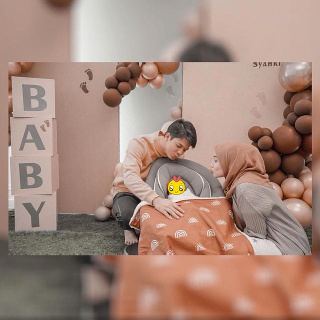 Disambut Keluarga, Ini 7 Momen Zaskia Sungkar Pulang ke Rumah Pasca Melahirkan