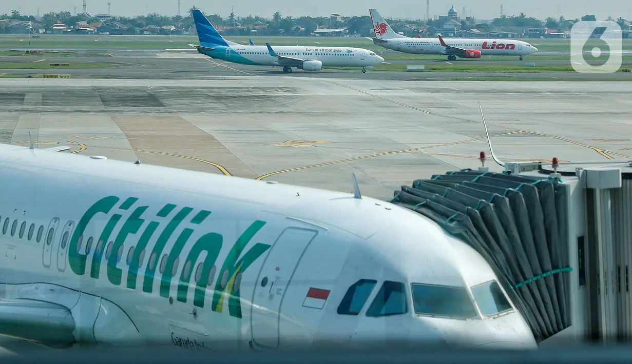 Keputusan tersebut juga diambil pemerintah dengan mempertimbangkan angka konfirmasi harian kasus COVID-19 di tanah air yang mendekati nihil. (Liputan6.com/Angga Yuniar)