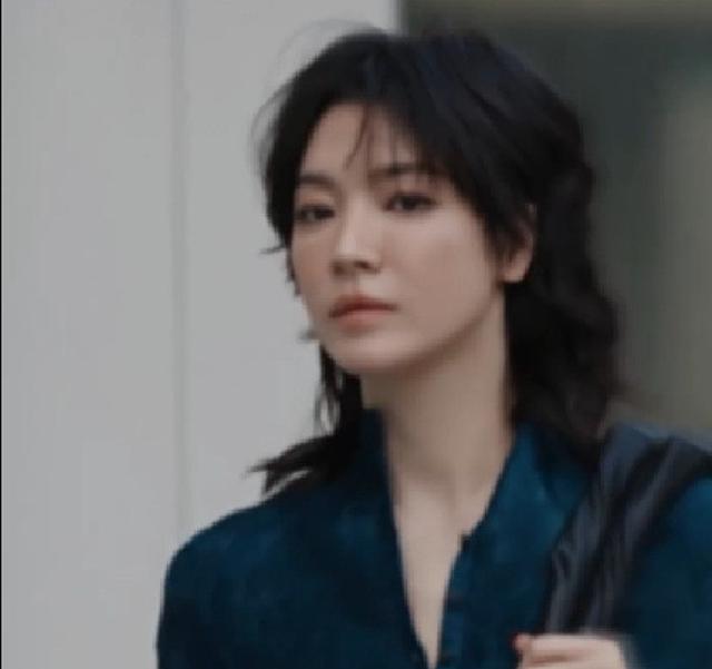 Gaya Bold Song Hye Kyo