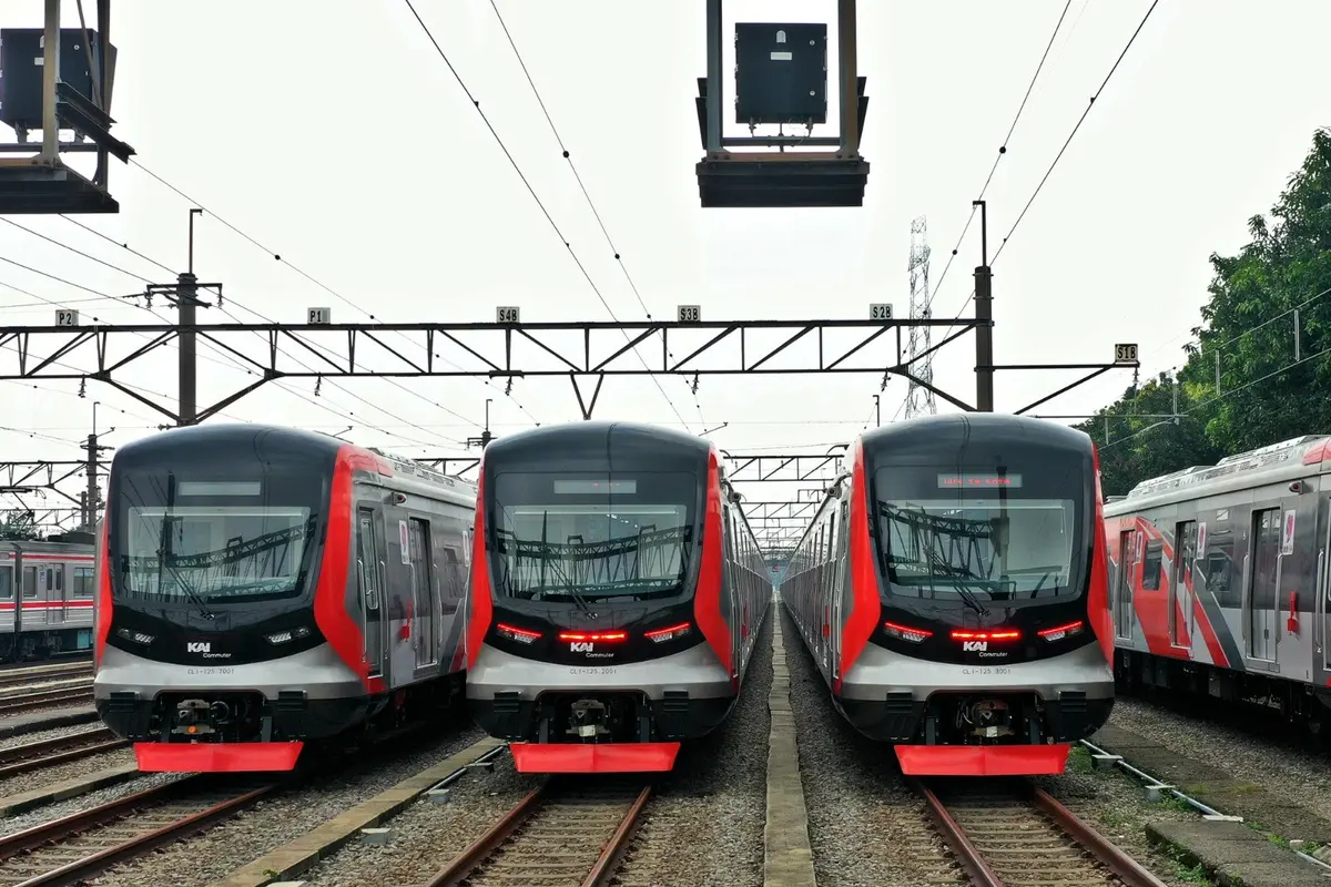 11 rangkaian KRL baru impor dari China mulai dioperasikan oleh PT Kereta Commuter Indonesia (KAI Commuter). (Dok PT KAI)
