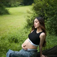 Intip di sini penampilan terbaru Mahalini dengan baby bump yang semakin membesar. [@mahalini].