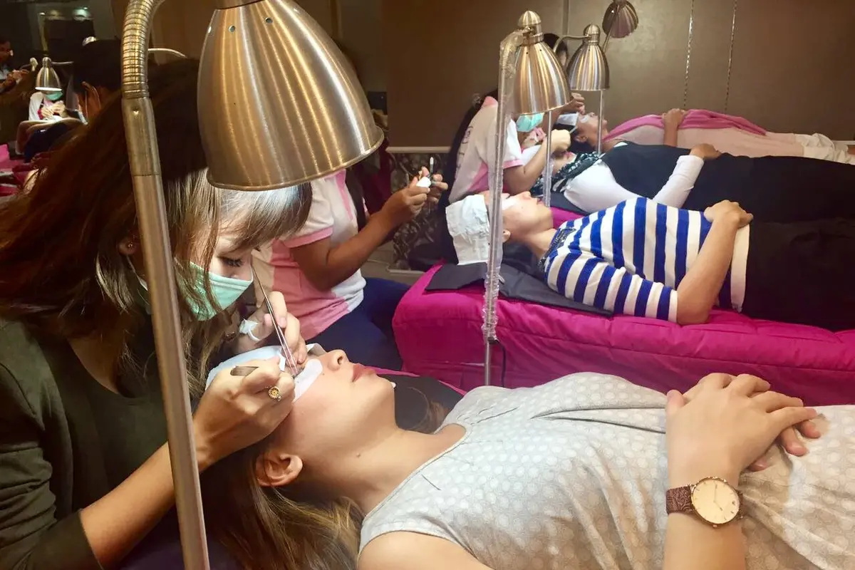 [Bintang] Tampil cantik dengan Korean eyelashes extensions